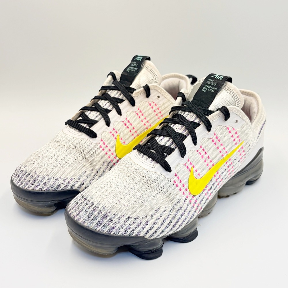 Nike Air Vapormax Flyknit 3 Youth 7Y Womens 8.5 White Pink‎ Black BQ5238-102